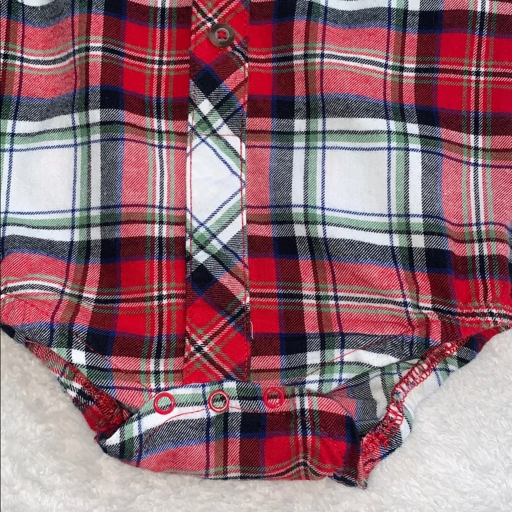 Cat & Jack Red Flannel Button Down Onesie 6-9M Baby Boy EUC